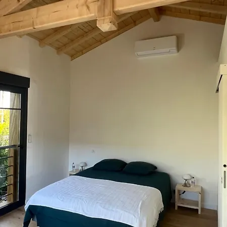 Maison En Première Ligne Port De De Buch * La Teste-de-Buch