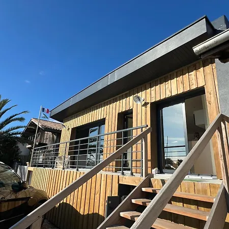 Maison En Première Ligne Port De De Buch * La Teste-de-Buch